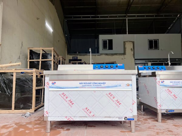 IMG_5245 Máy rửa bát sóng siêu âm QP 1200PR
